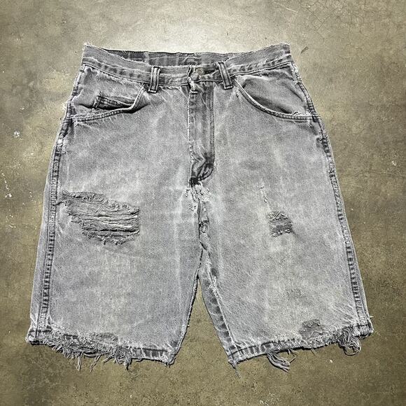 Vintage 90s Wrangler Grey Distressed Jean Shorts Jorts 27x9.5 - Picture 1 of 6